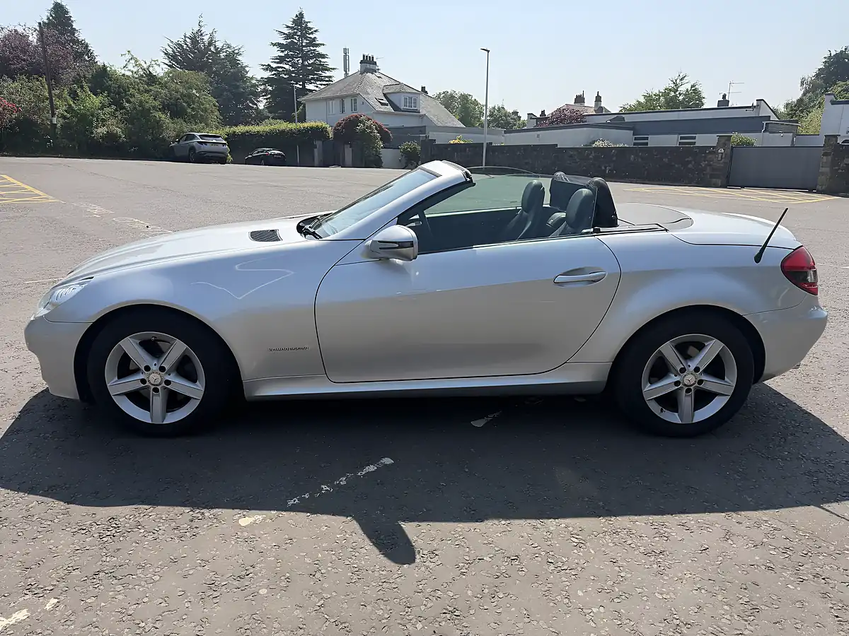 Used 2008 Mercedes-Benz Slk Convertible Silver - Interior and Exterior details 14