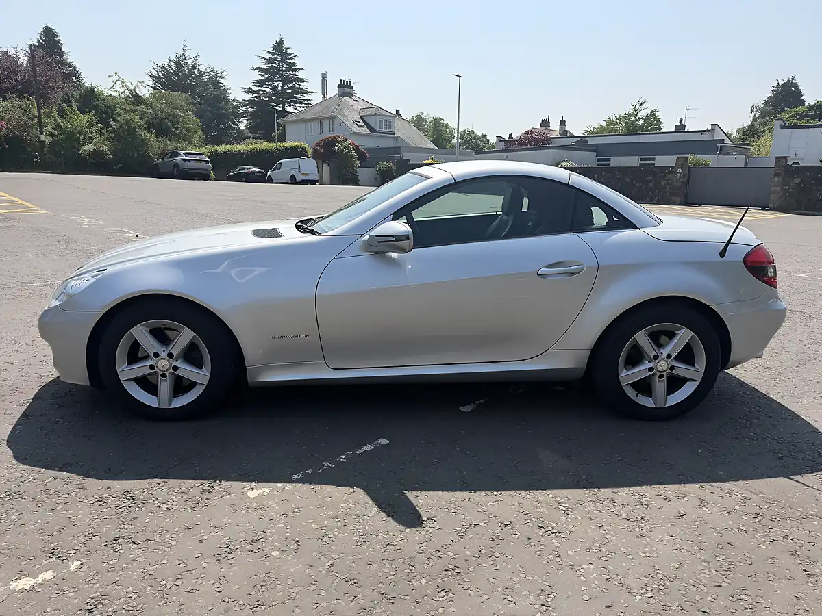 Used 2008 Mercedes-Benz Slk Convertible Silver - Interior and Exterior details 6