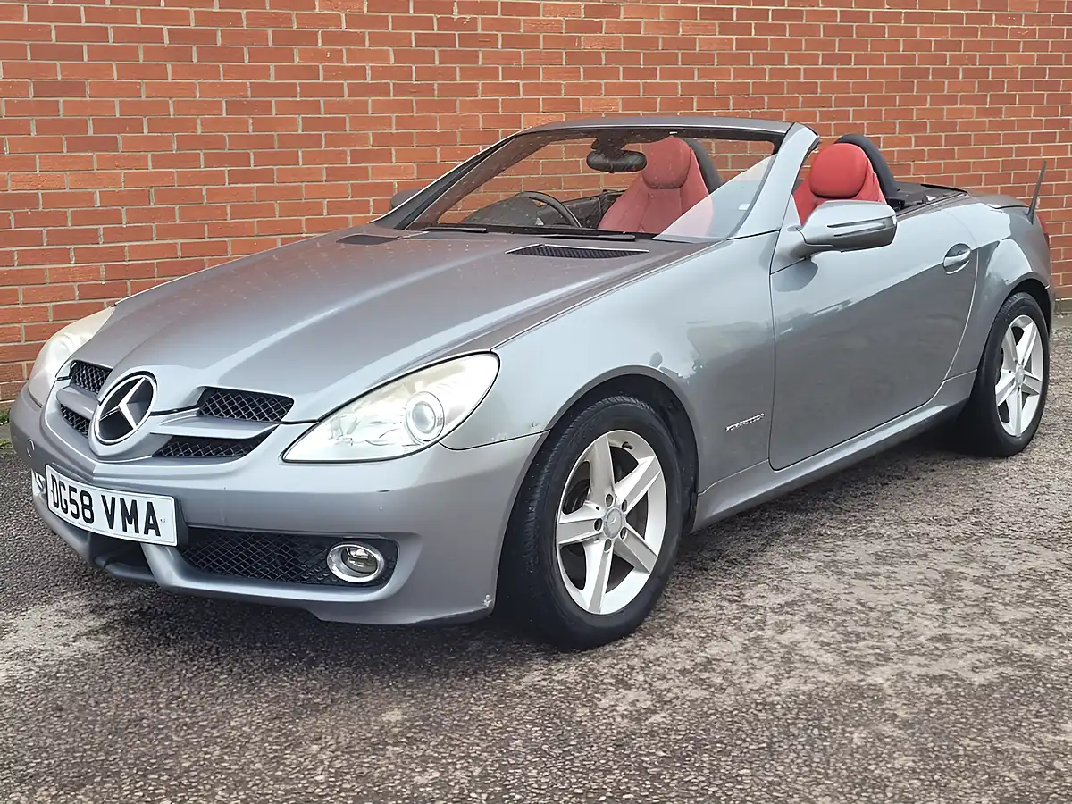 Used 2008 Mercedes-Benz Slk SLK200K Silver - Front View
