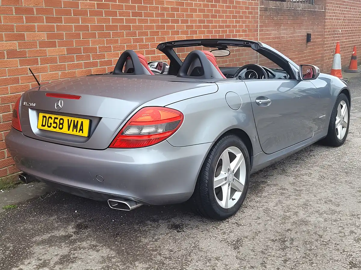 Used 2008 Mercedes-Benz Slk SLK200K Silver - Interior and Exterior details 5