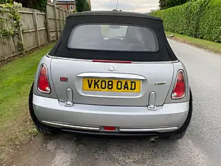 Used 2008 MINI Convertible One Silver - Interior and Exterior details 5