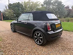 Used 2008 MINI Convertible Sidewalk Black - Interior and Exterior details 4
