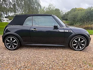 Used 2008 MINI Convertible Sidewalk Black - Interior and Exterior details 7