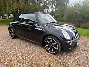 Used 2008 MINI Convertible Sidewalk Black - Interior and Exterior details 8