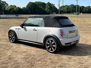 Used 2008 MINI Convertible Sidewalk White Silver - Interior and Exterior details 10