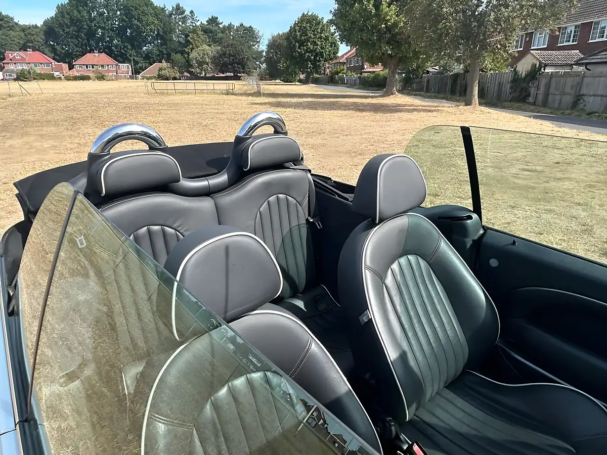 Used 2008 MINI Convertible Sidewalk White Silver - Interior and Exterior details 20