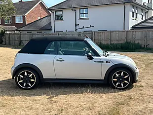 Used 2008 MINI Convertible Sidewalk White Silver - Interior and Exterior details 6