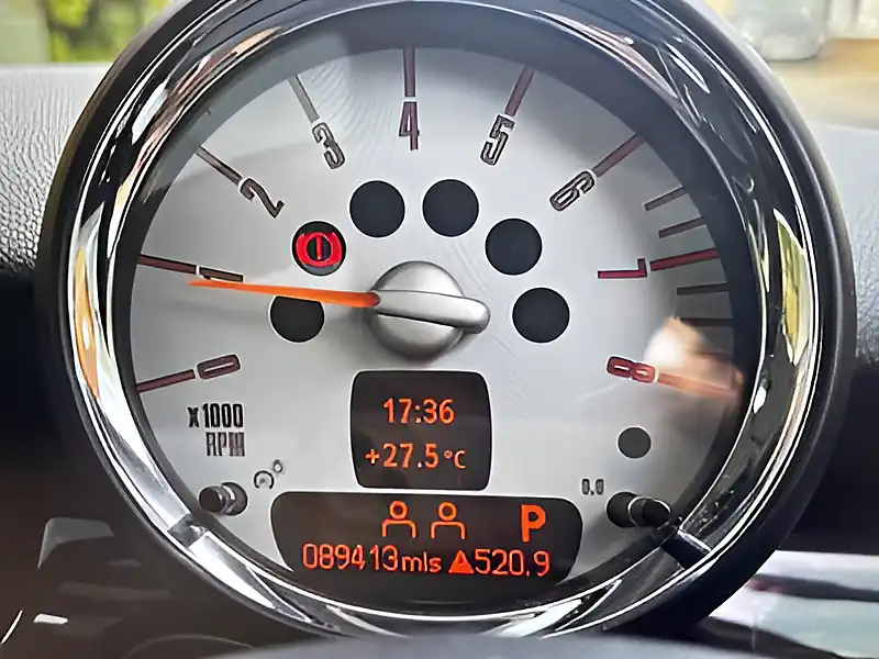 Used 2008 MINI Hatch Cooper (chili Pack) Astro Black Metallic - Interior and Exterior details 9