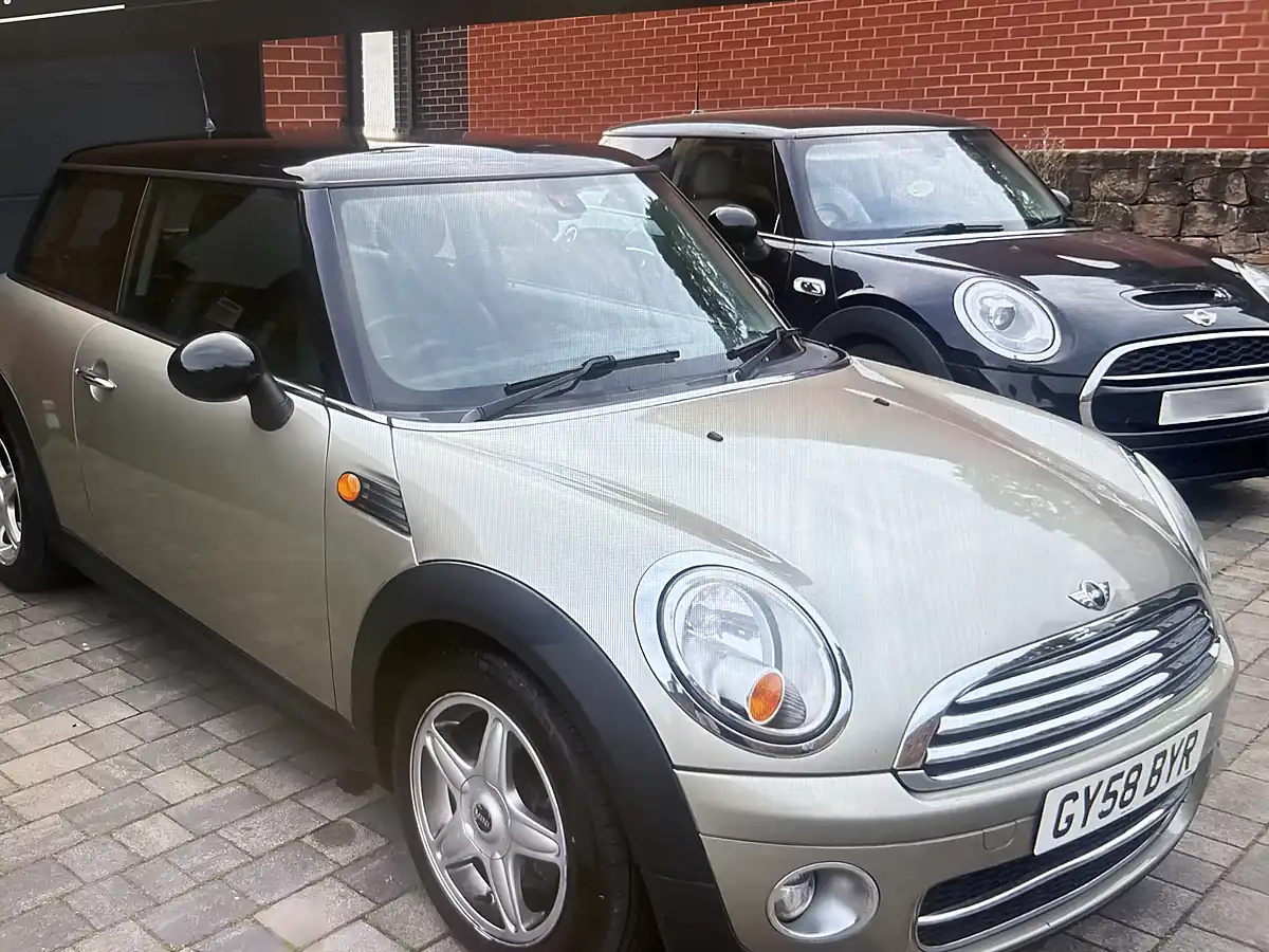 Used 2008 MINI Hatch Cooper (chili Pack) Sparkling Silver Metallic - Front View