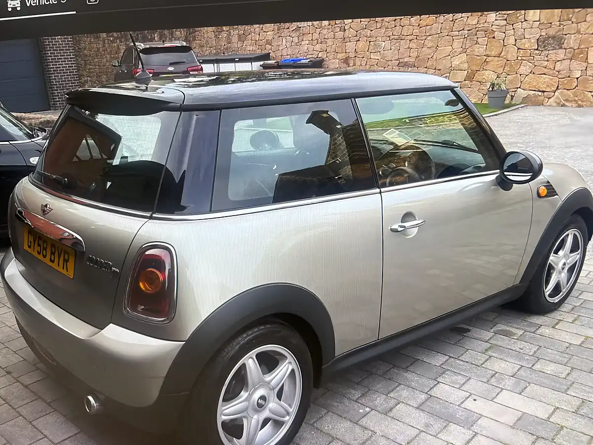 Used 2008 MINI Hatch Cooper (chili Pack) Sparkling Silver Metallic - Interior and Exterior details 3