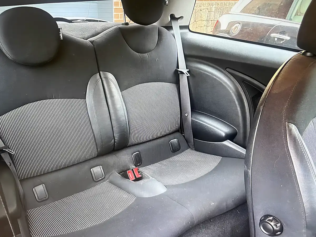 Used 2008 MINI Hatch Cooper (chili Pack) Sparkling Silver Metallic - Interior and Exterior details 8