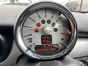 Used 2008 MINI Hatch Cooper (pepper Pack) Sparkling Silver - Interior and Exterior details 16