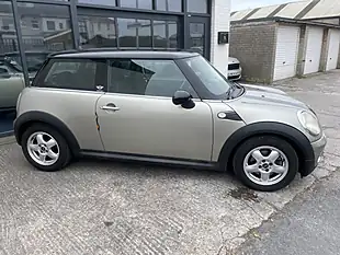 Used 2008 MINI Hatch Cooper (pepper Pack) Sparkling Silver - Interior and Exterior details 2