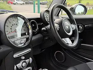 Used 2008 MINI Hatch Cooper S Silver - Interior and Exterior details 15
