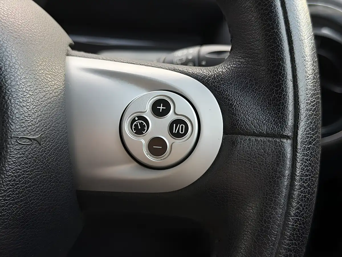 Used 2008 MINI Hatch Cooper S Silver - Interior and Exterior details 17