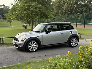 Used 2008 MINI Hatch Cooper S Silver - Interior and Exterior details 5