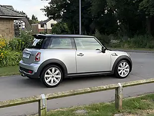 Used 2008 MINI Hatch Cooper S Silver - Interior and Exterior details 7