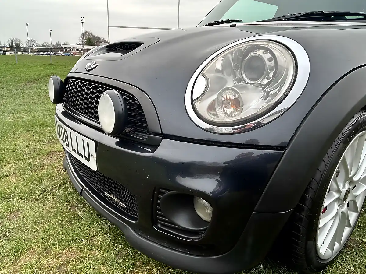 Used 2008 MINI Hatch John Cooper Works Astro Black - Interior and Exterior details 10