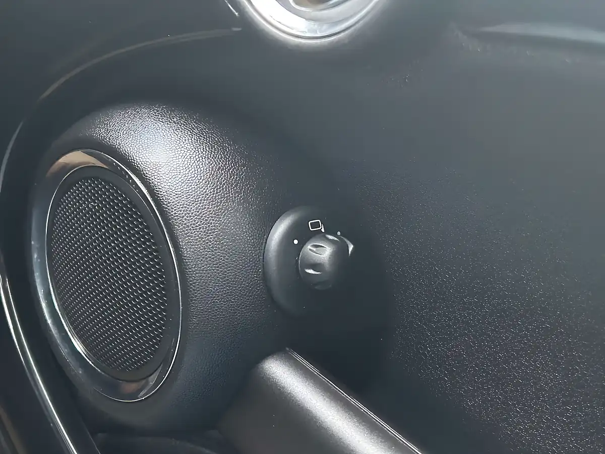 Used 2008 MINI Hatch John Cooper Works Astro Black - Interior and Exterior details 19