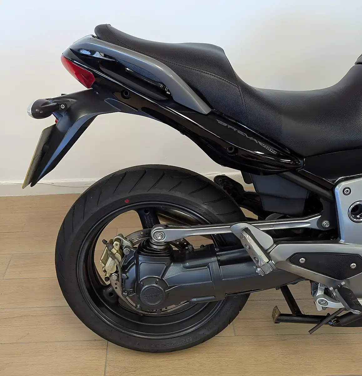 Used 2008 Moto Guzzi Breva - Interior and Exterior details 14
