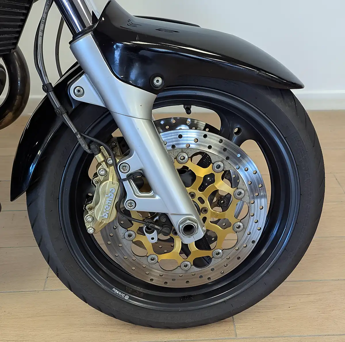 Used 2008 Moto Guzzi Breva - Interior and Exterior details 16