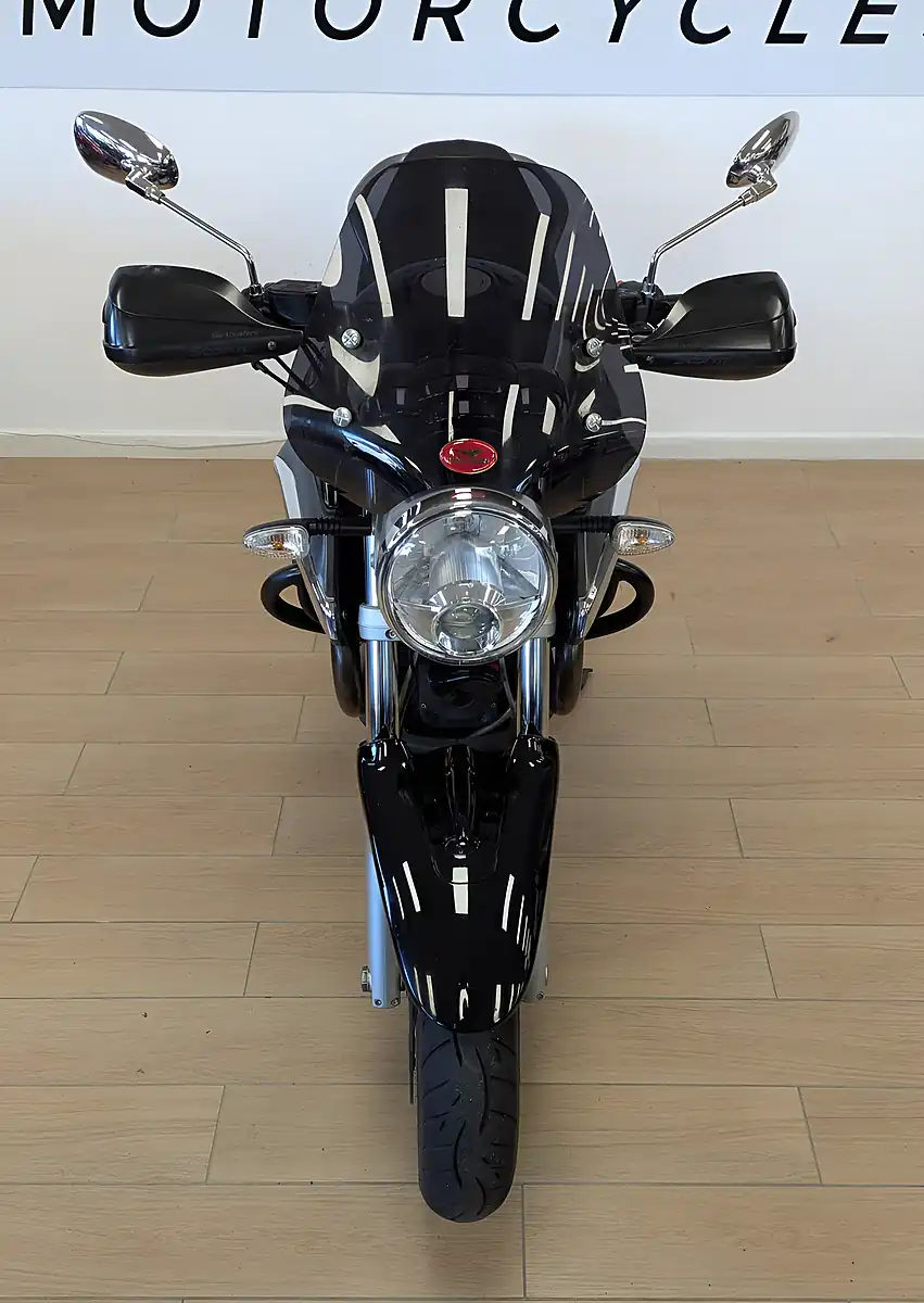 Used 2008 Moto Guzzi Breva - Interior and Exterior details 9