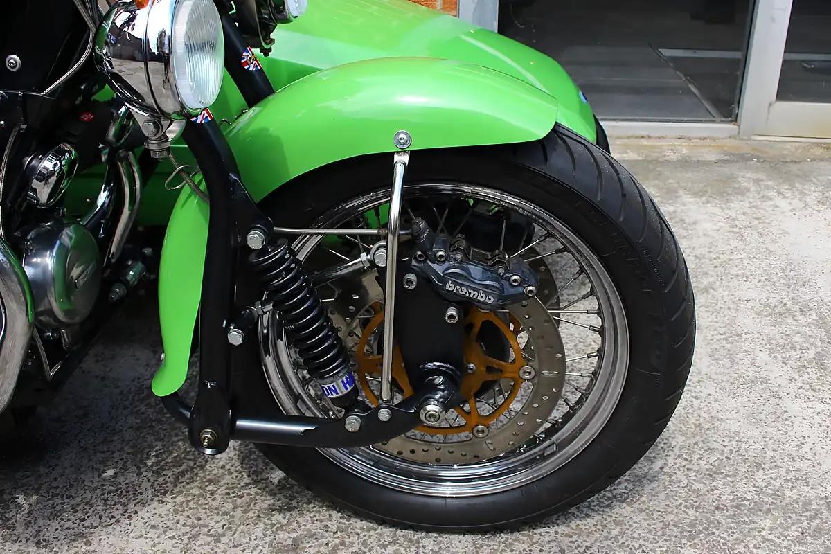 Used 2008 Moto Guzzi California Vintage Green - Interior and Exterior details 7