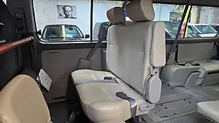 Used 2008 Nissan Elgrand Caravan Twin Mobility Chair Auto Lift White - Interior and Exterior details 12