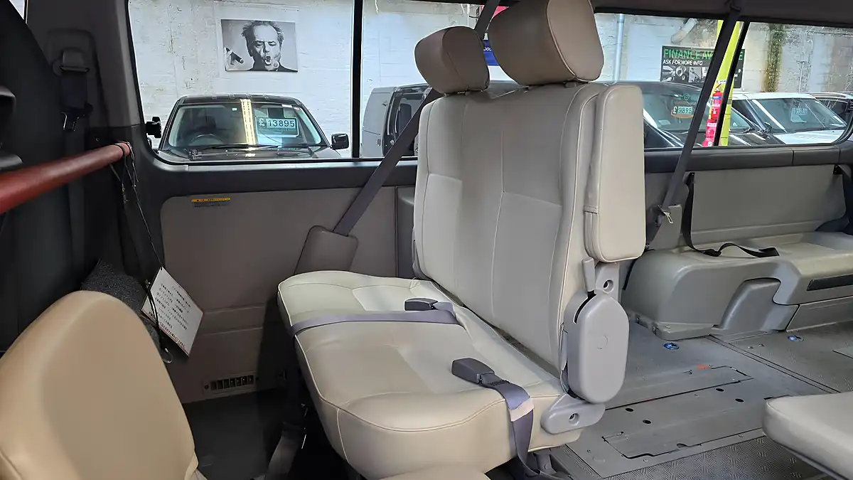 Used 2008 Nissan Elgrand Caravan Twin Mobility Chair Auto Lift White - Interior and Exterior details 12