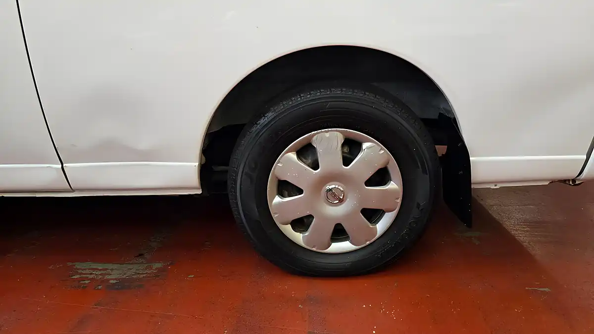 Used 2008 Nissan Elgrand Caravan Twin Mobility Chair Auto Lift White - Interior and Exterior details 20