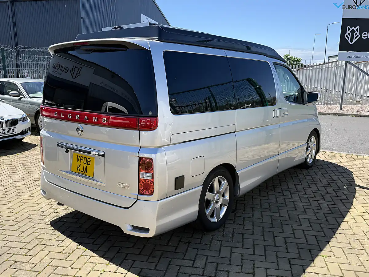 Used 2008 Nissan Elgrand Highway Star Jamie Leigh Conversion Silver - Interior and Exterior details 2