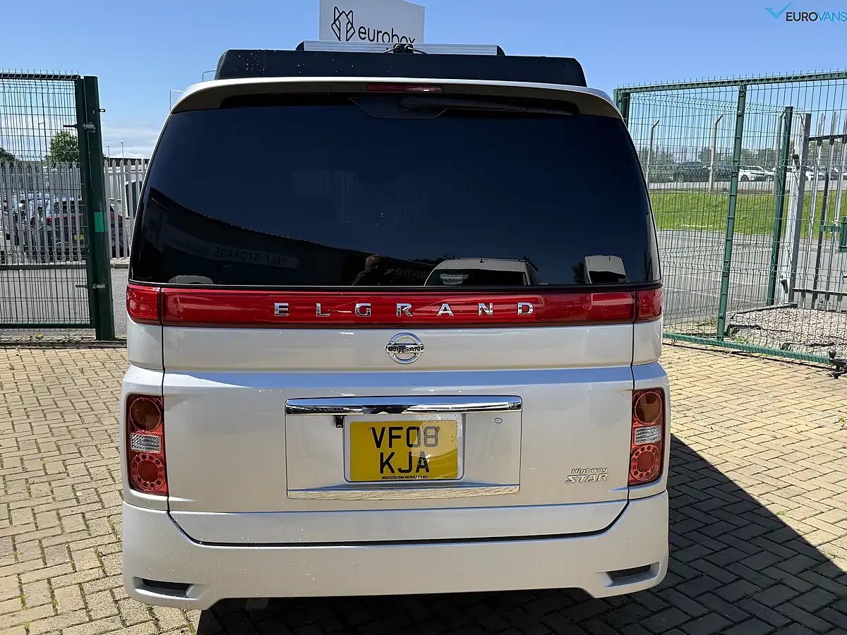 Used 2008 Nissan Elgrand Highway Star Jamie Leigh Conversion Silver - Interior and Exterior details 3