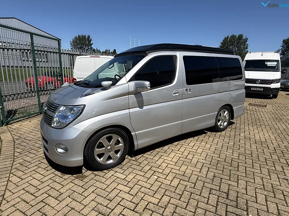 Used 2008 Nissan Elgrand Highway Star Jamie Leigh Conversion Silver - Interior and Exterior details 5