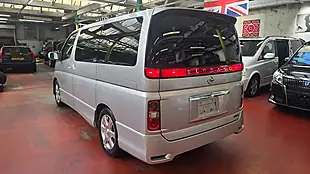 Used 2008 Nissan Elgrand Highway Star Silver - Interior and Exterior details 18
