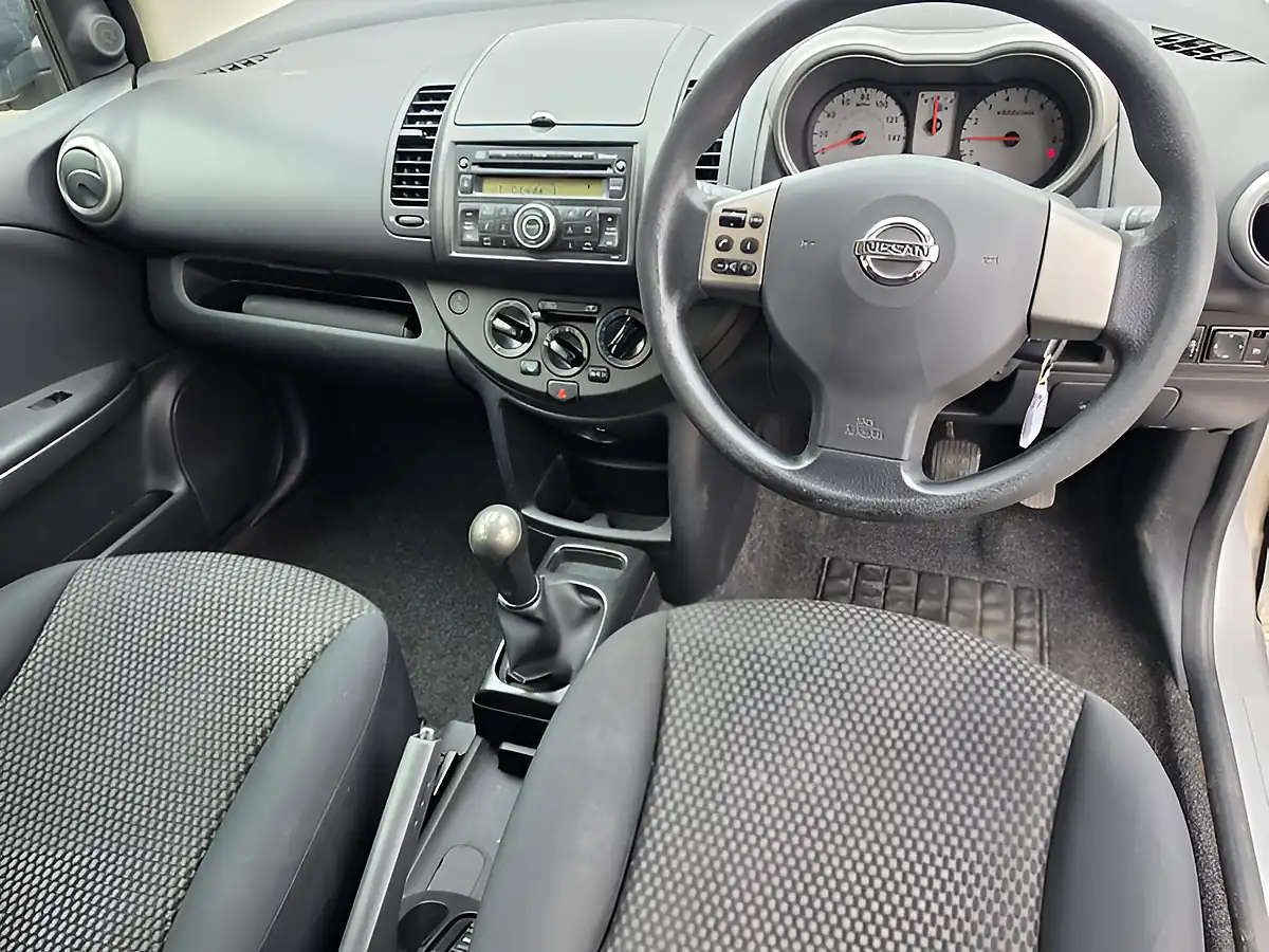 Used 2008 Nissan Note Acenta Silver - Interior and Exterior details 18