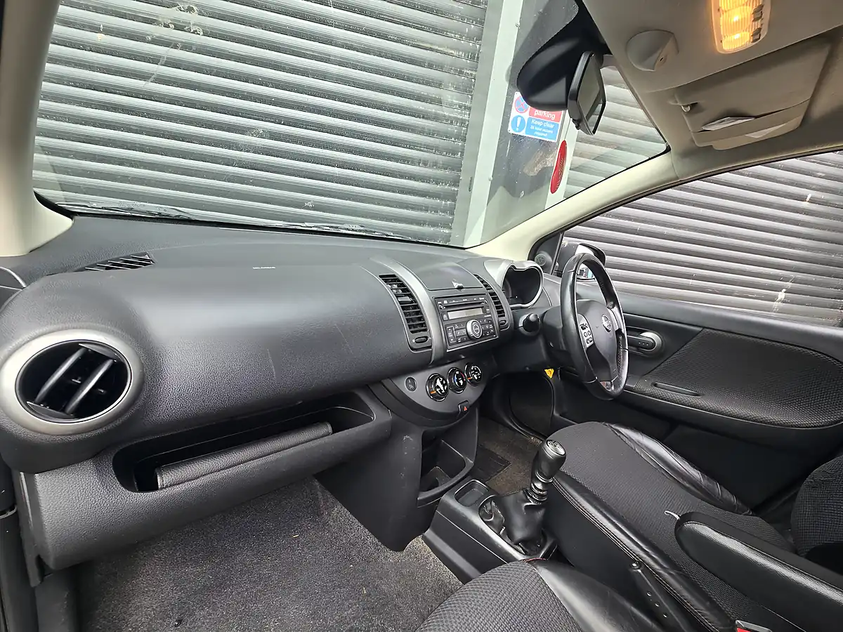 Used 2008 Nissan Note Tekna Black - Interior and Exterior details 8