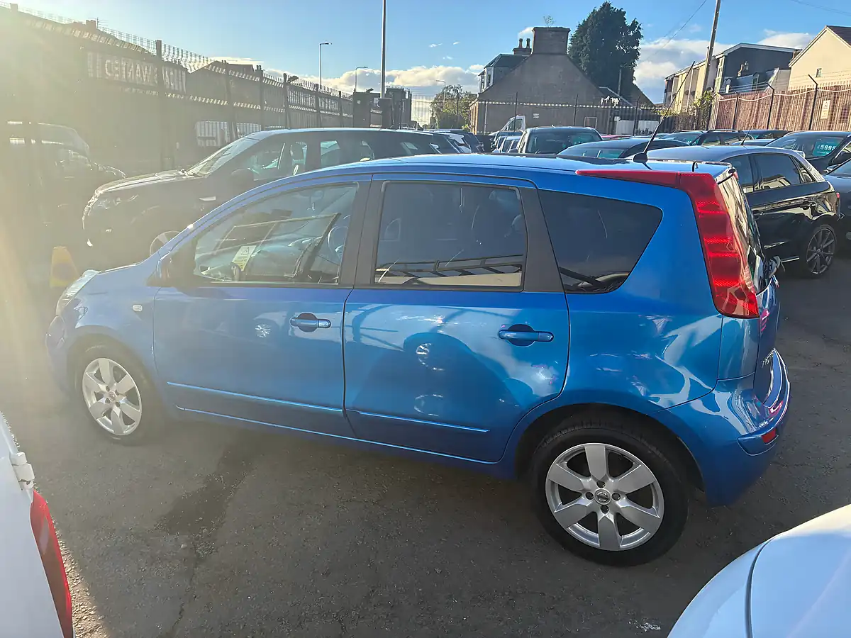 Used 2008 Nissan Note Tekna Blue - Interior and Exterior details 6