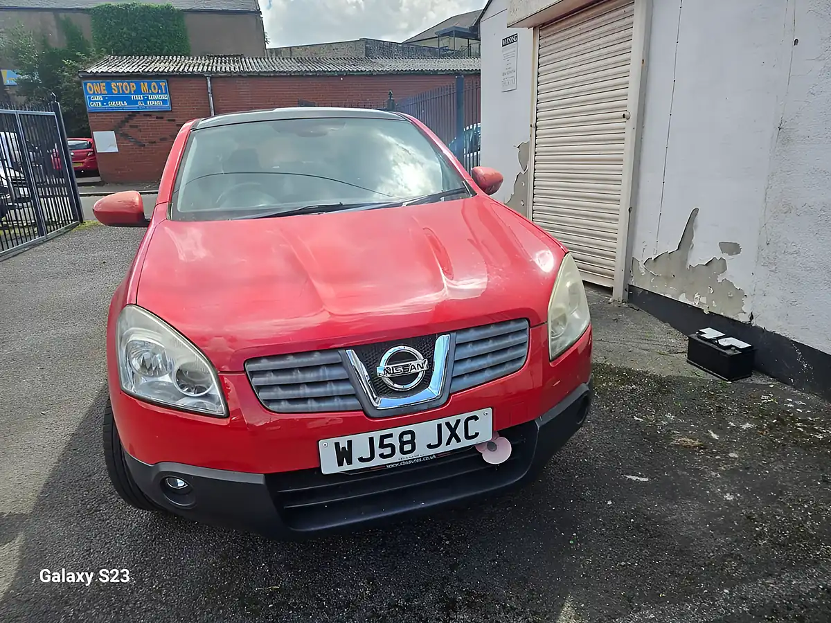 Used 2008 Nissan Qashqai Acenta Red - Interior and Exterior details 7