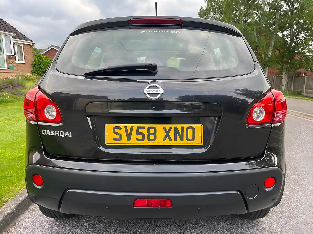 Used 2008 Nissan Qashqai Tekna Black - Interior and Exterior details 14