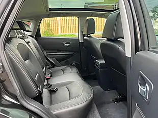 Used 2008 Nissan Qashqai Tekna Black - Interior and Exterior details 16