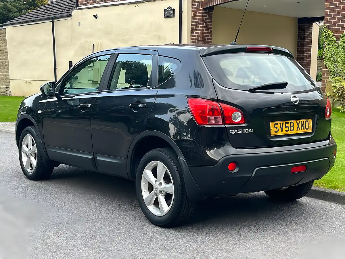 Used 2008 Nissan Qashqai Tekna Black - Interior and Exterior details 7