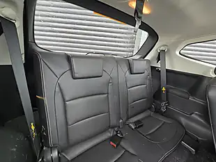 Used 2008 Nissan Qashqai+2 Tekna Silver - Interior and Exterior details 4