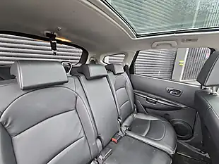 Used 2008 Nissan Qashqai+2 Tekna Silver - Interior and Exterior details 5