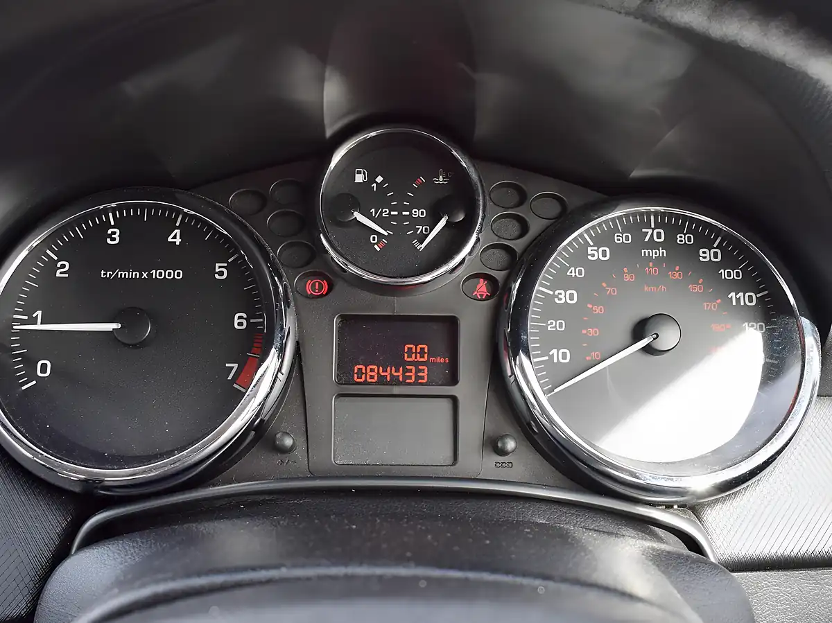 Used 2008 Peugeot 207 Cc Sport Black - Interior and Exterior details 16