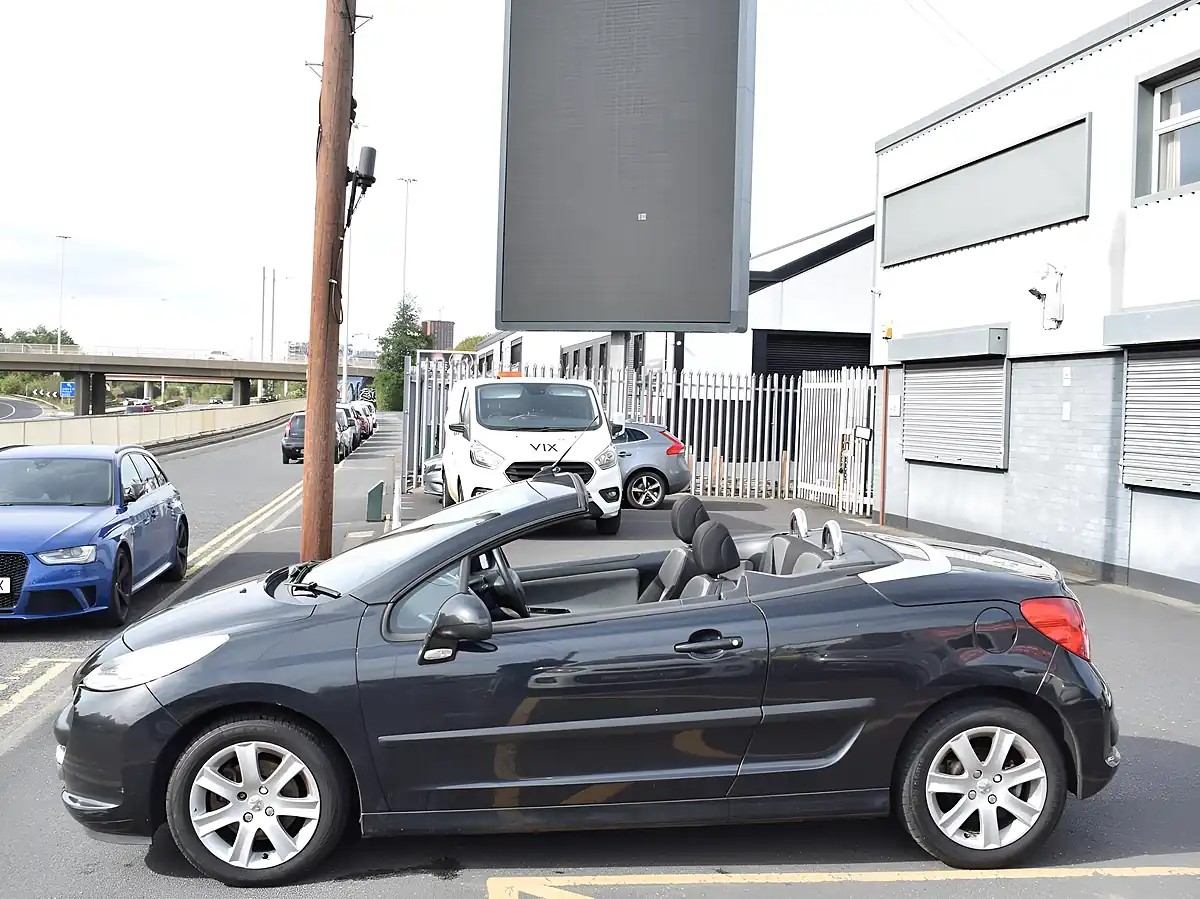 Used 2008 Peugeot 207 Cc Sport Black - Interior and Exterior details 6