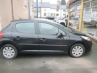 Used 2008 Peugeot 207 S Black - Interior and Exterior details 5