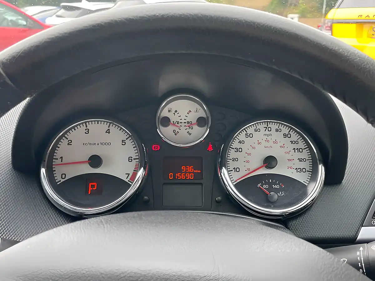 Used 2008 Peugeot 207 Sport Red - Interior and Exterior details 20