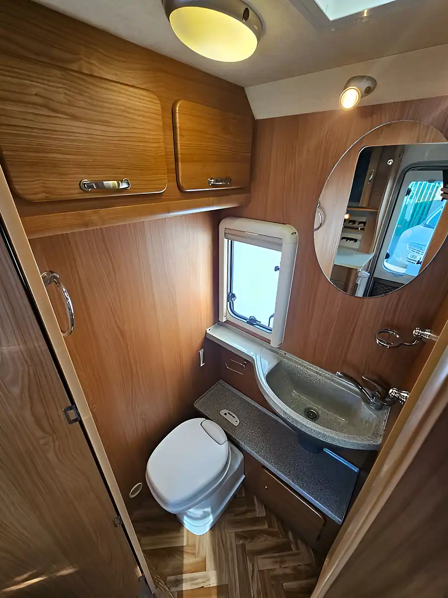 Used 2008 Peugeot Boxer 335 Zuckoff Lwb White - Interior and Exterior details 14