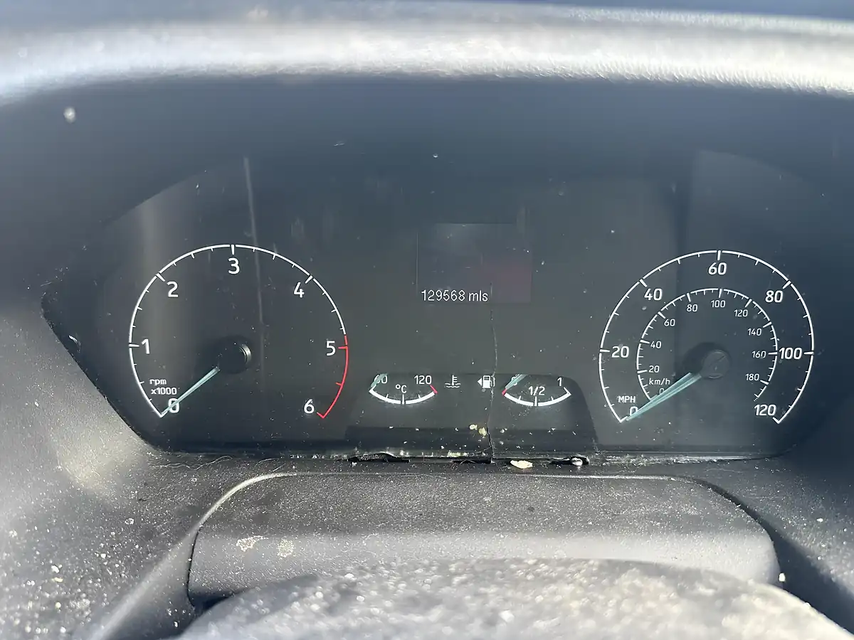 Used 2008 Peugeot Partner Escapade Silver - Interior and Exterior details 14