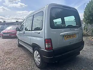 Used 2008 Peugeot Partner Escapade Silver - Interior and Exterior details 9